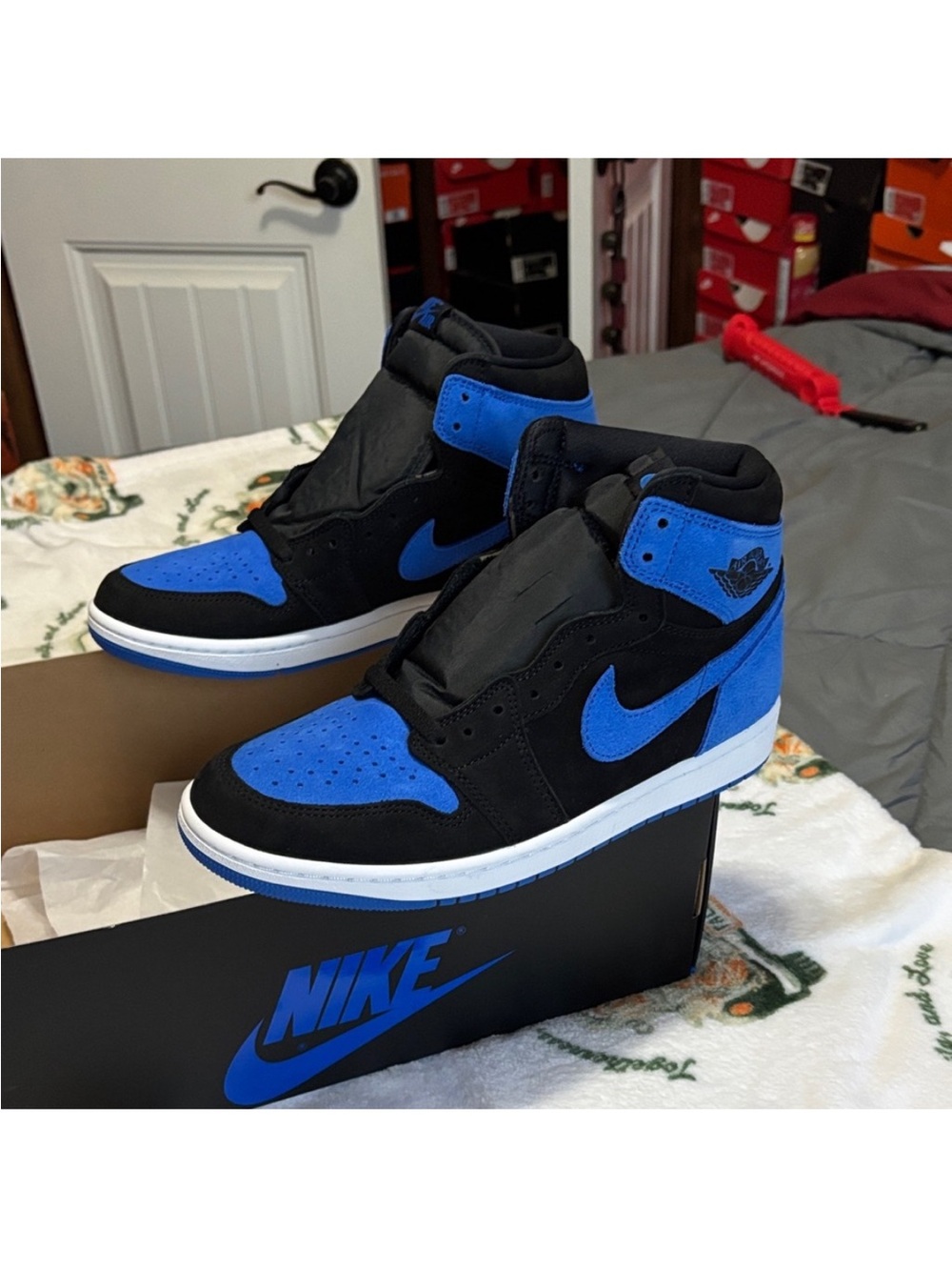 Nike High-Top Sneakers in Black and Royal Blue - Picture 4 of 6
